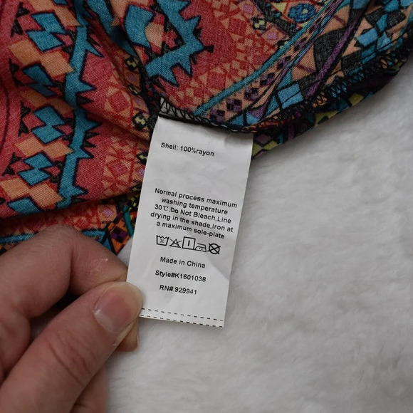 Luukse Multicolor Boho Crop Top Sz S Button Front Southwestern Tribal Dance - Picture 11 of 16